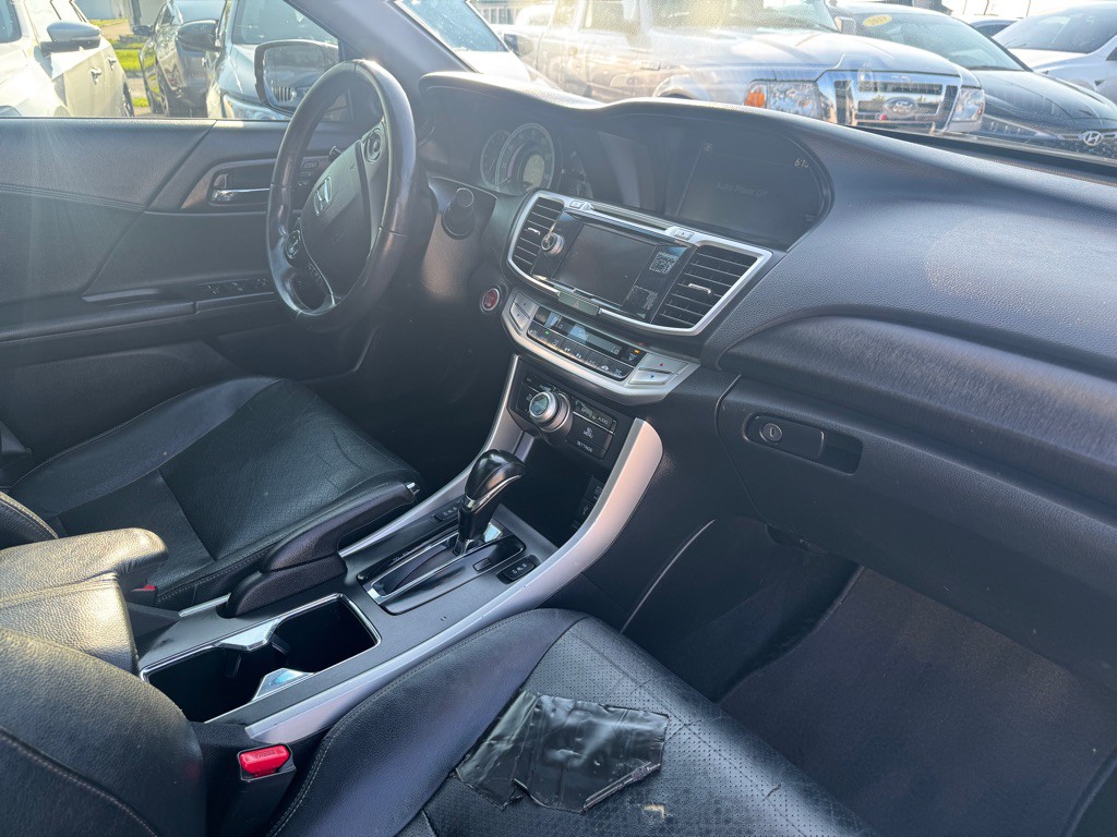 2013 Honda Accord Image 13