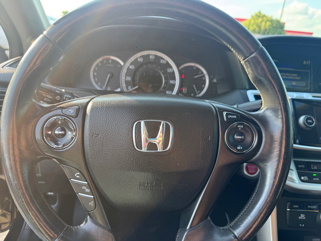 2013 Honda Accord Image 25