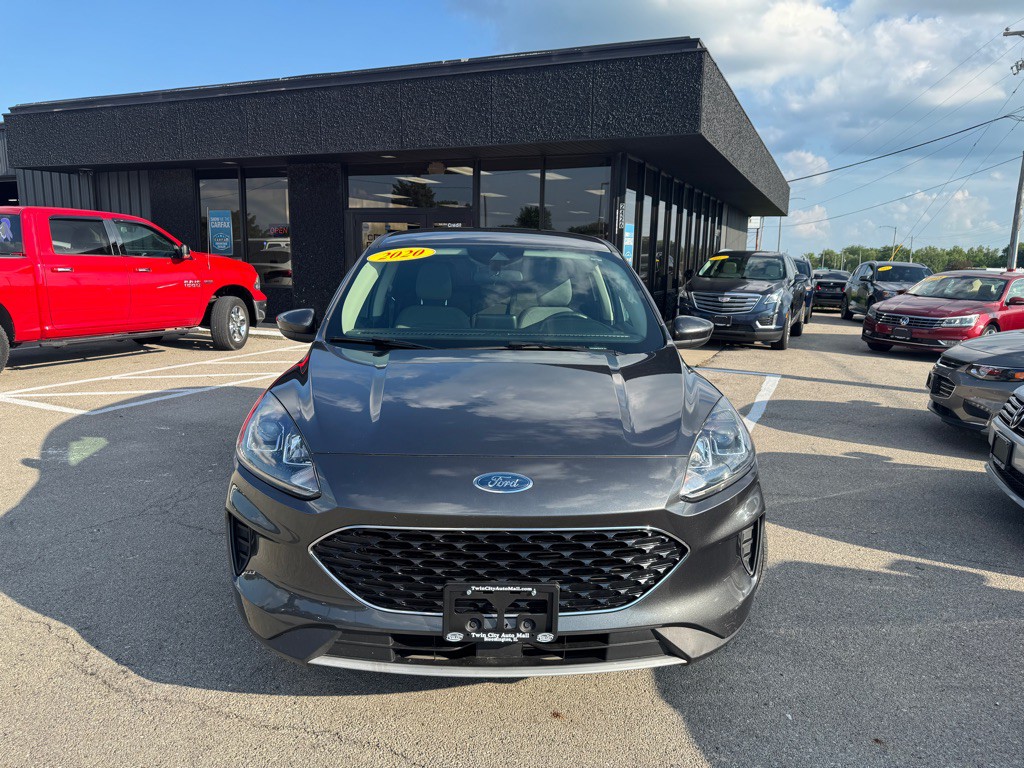 2020 Ford Escape Image 2