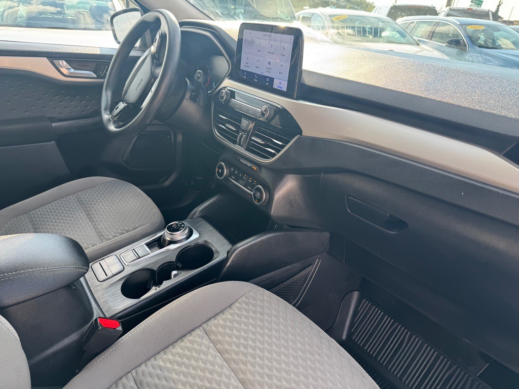 2020 Ford Escape Image 10