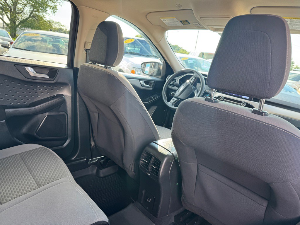 2020 Ford Escape Image 13