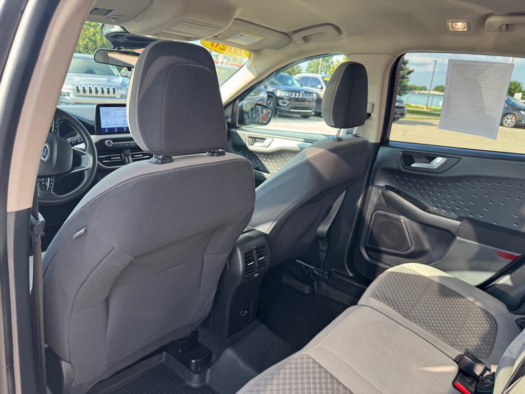 2020 Ford Escape Image 16