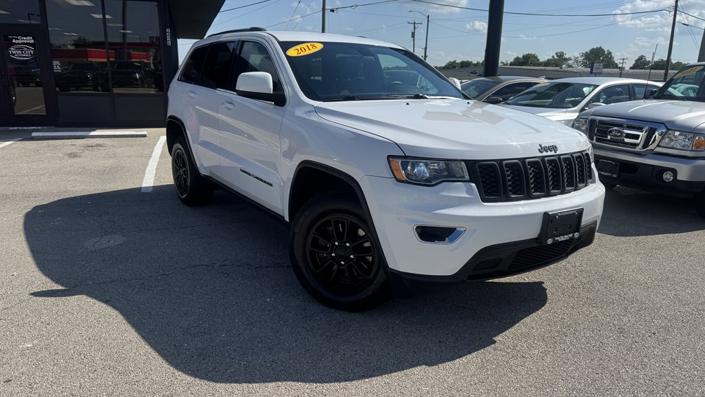 2018 Jeep Grand Cherokee Image 2