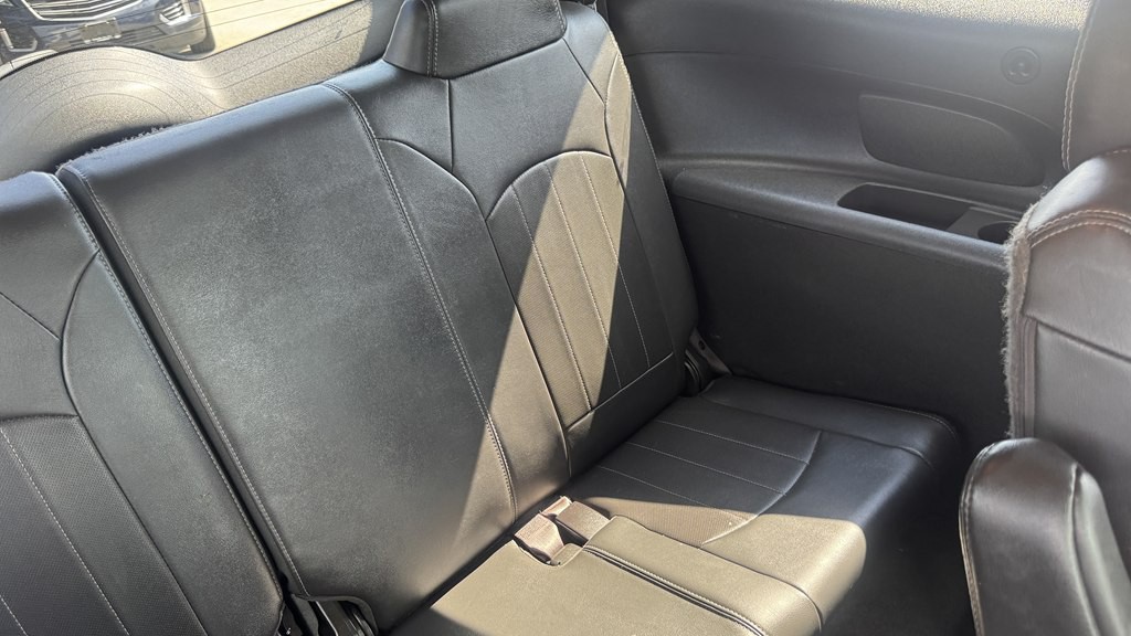 2017 Buick Enclave Image 26