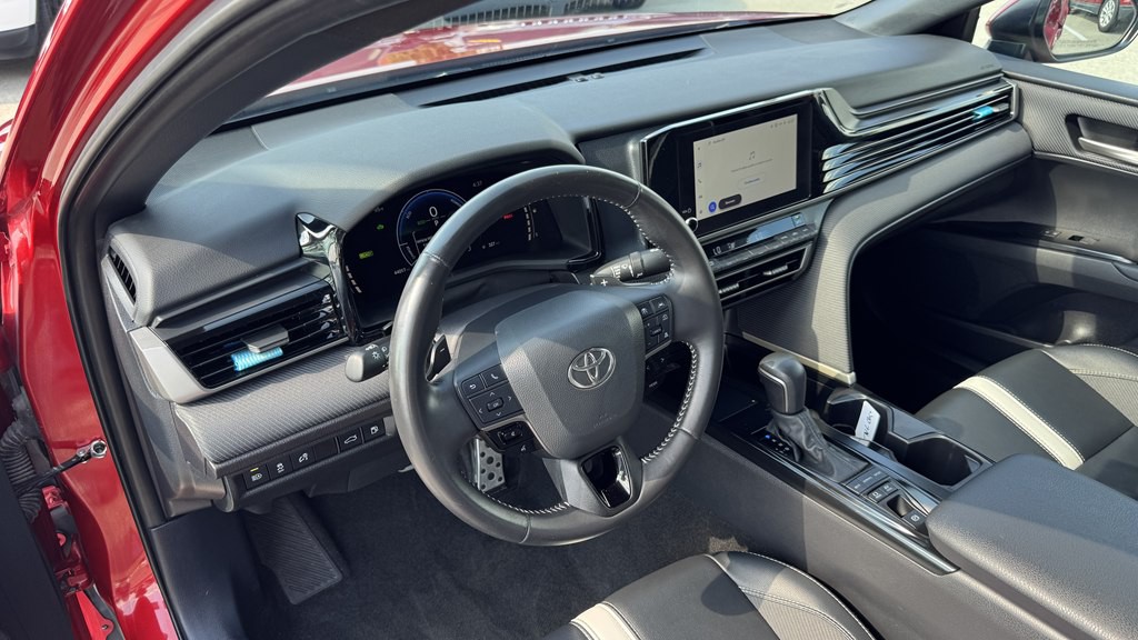 2025 Toyota Camry Image 14