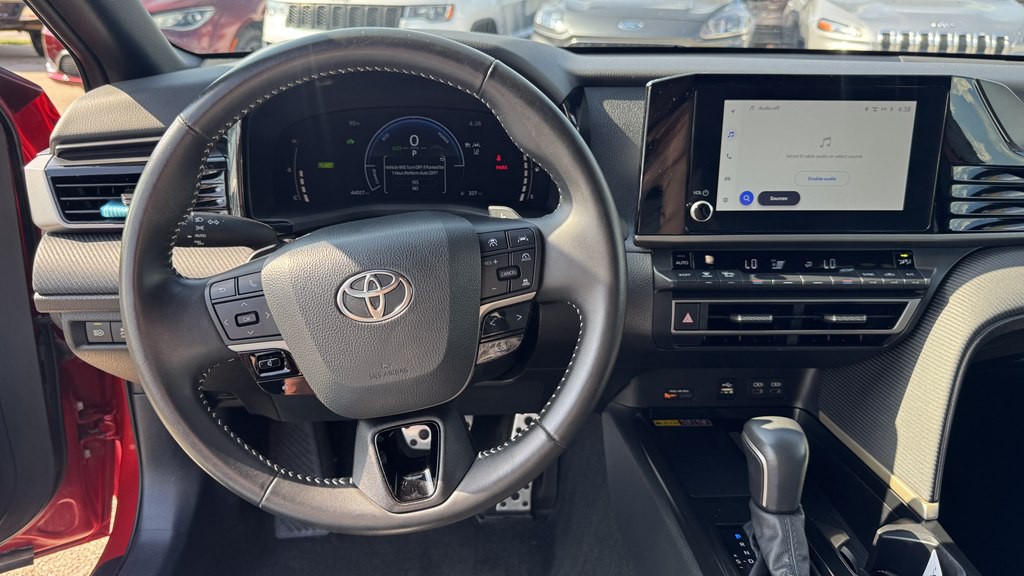 2025 Toyota Camry Image 16