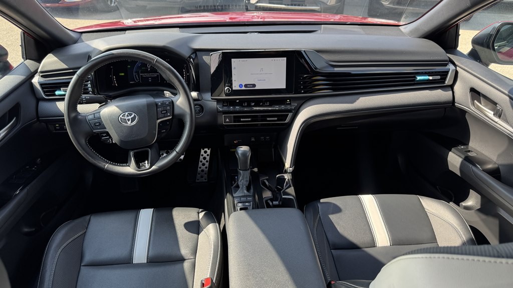 2025 Toyota Camry Image 22