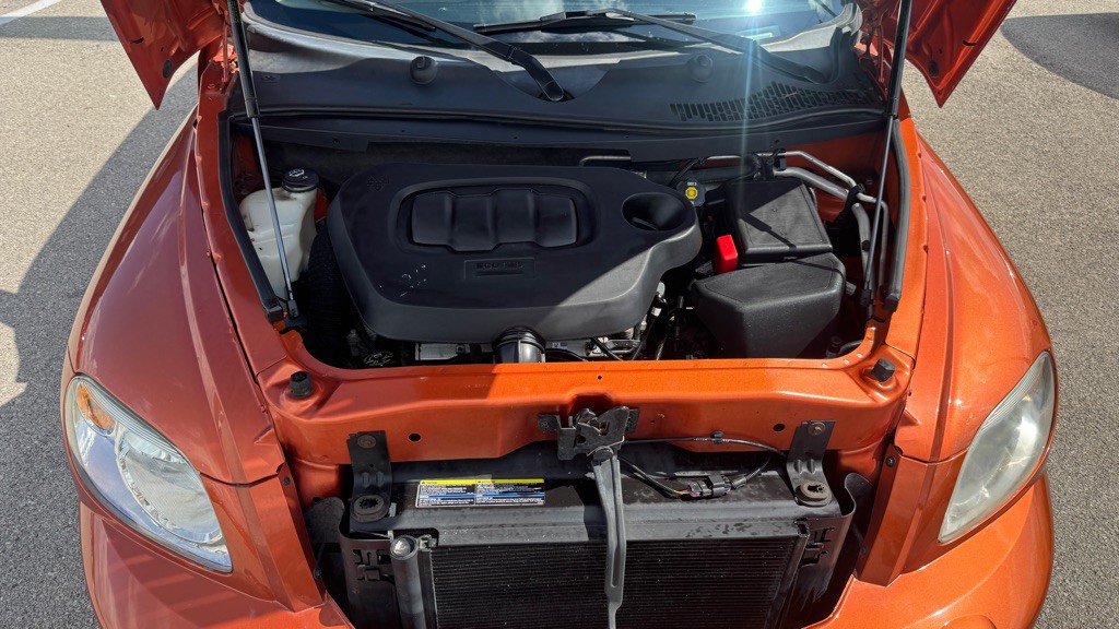 2008 Chevrolet HHR Image 2