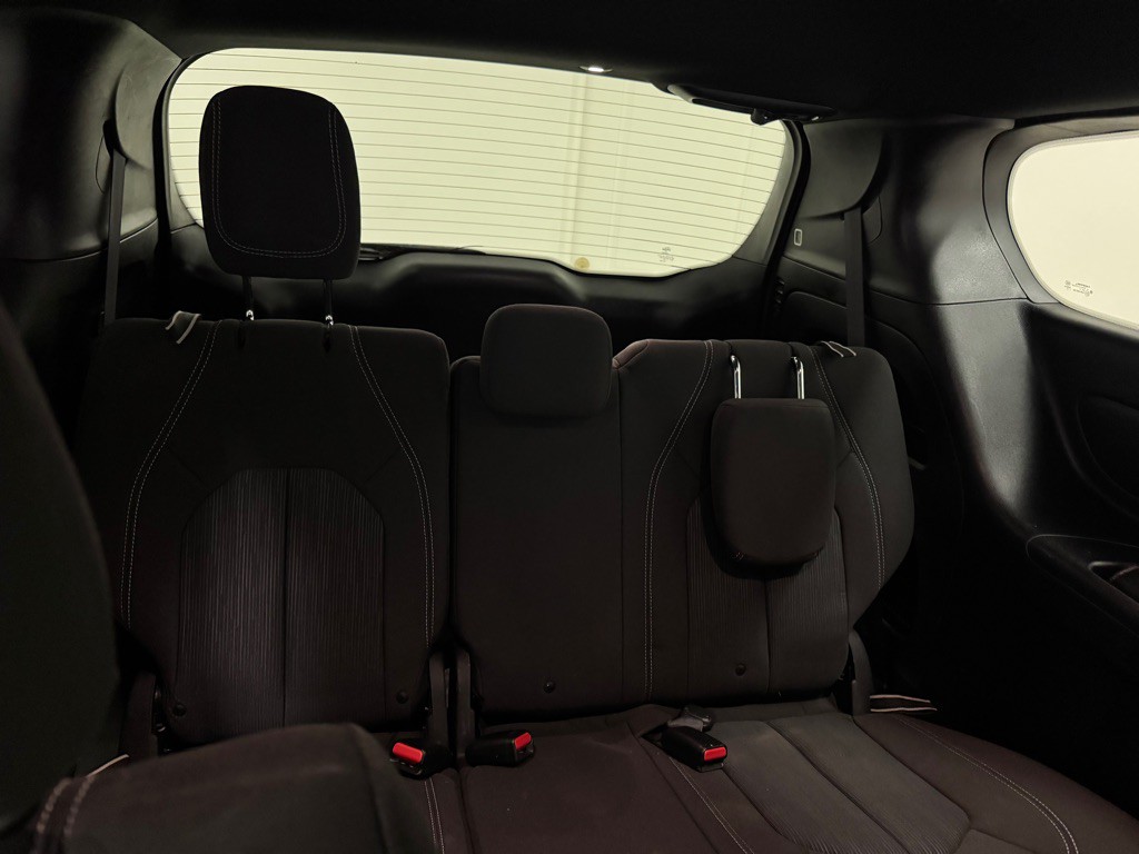 2020 Chrysler Pacifica Image 16