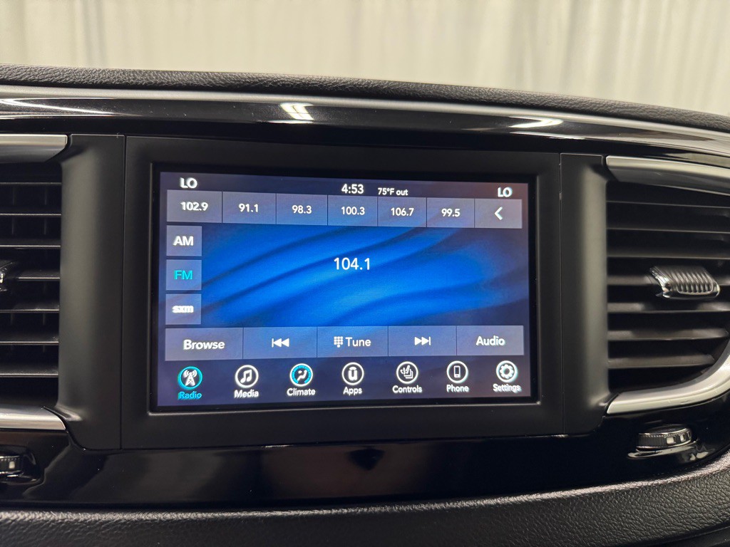2020 Chrysler Pacifica Image 25