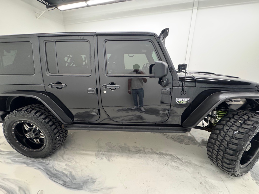 2012 Jeep Wrangler Unlimited Image 9