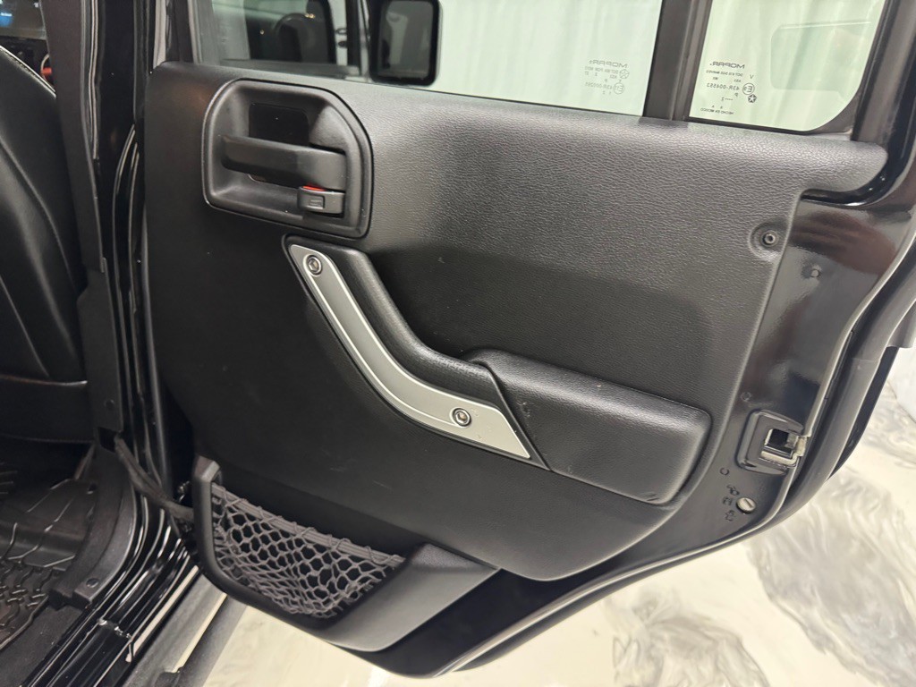 2012 Jeep Wrangler Unlimited Image 18