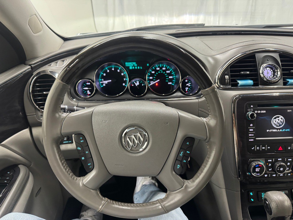 2017 Buick Enclave Image 27