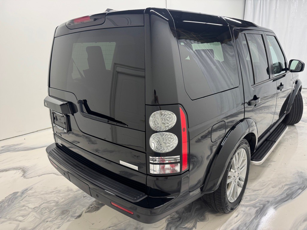 2015 Land Rover LR4 Image 8