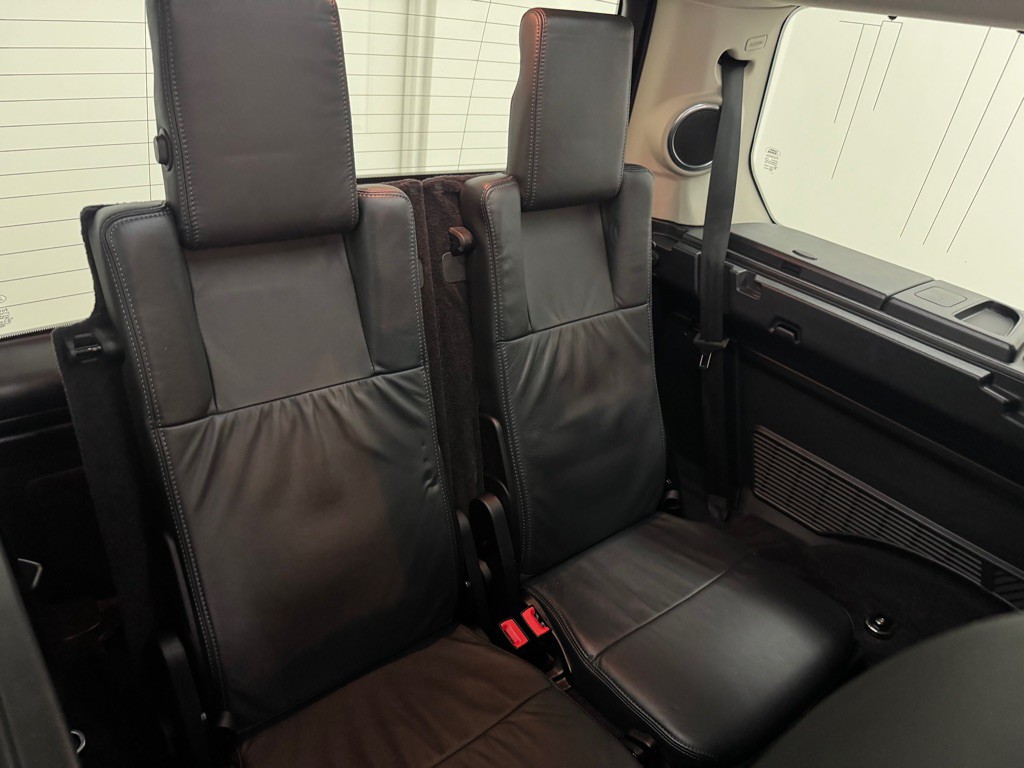 2015 Land Rover LR4 Image 21