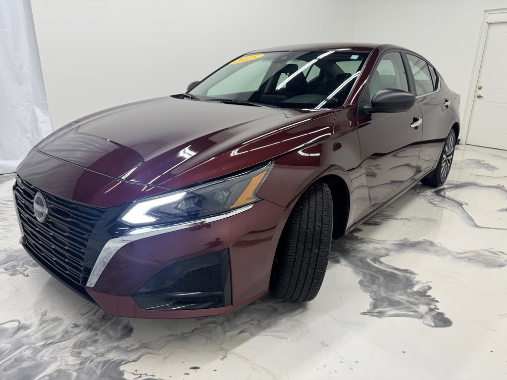 2025 Nissan Altima Image 4