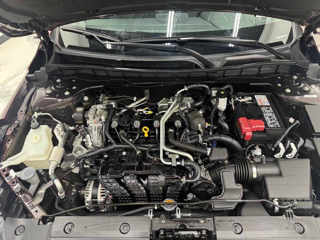 2025 Nissan Altima Image 32