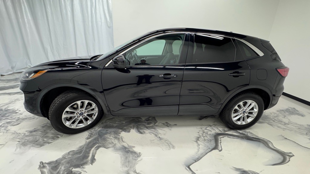 2021 Ford Escape Image 5