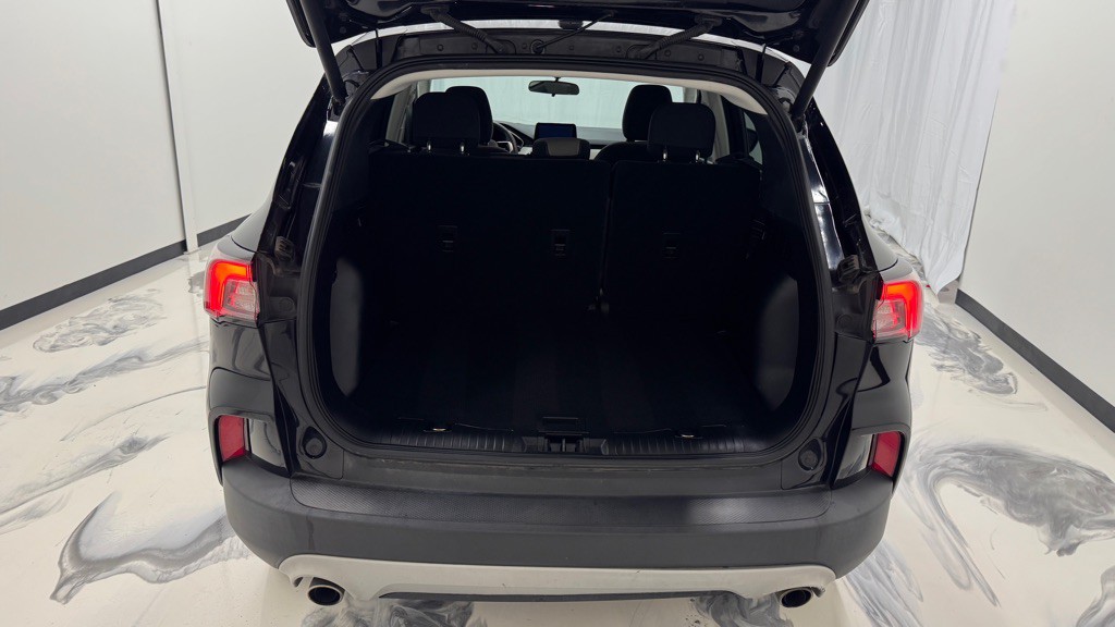 2021 Ford Escape Image 8