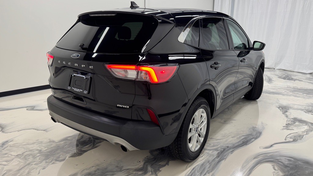 2021 Ford Escape Image 9