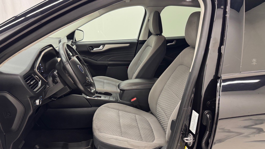 2021 Ford Escape Image 15