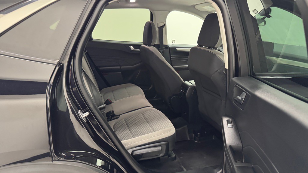 2021 Ford Escape Image 25