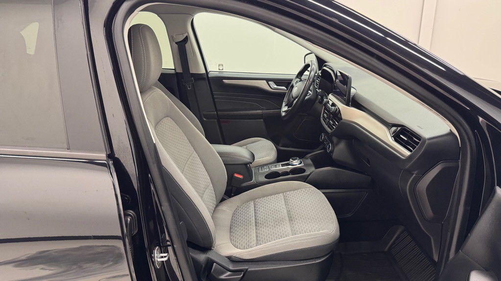 2021 Ford Escape Image 28