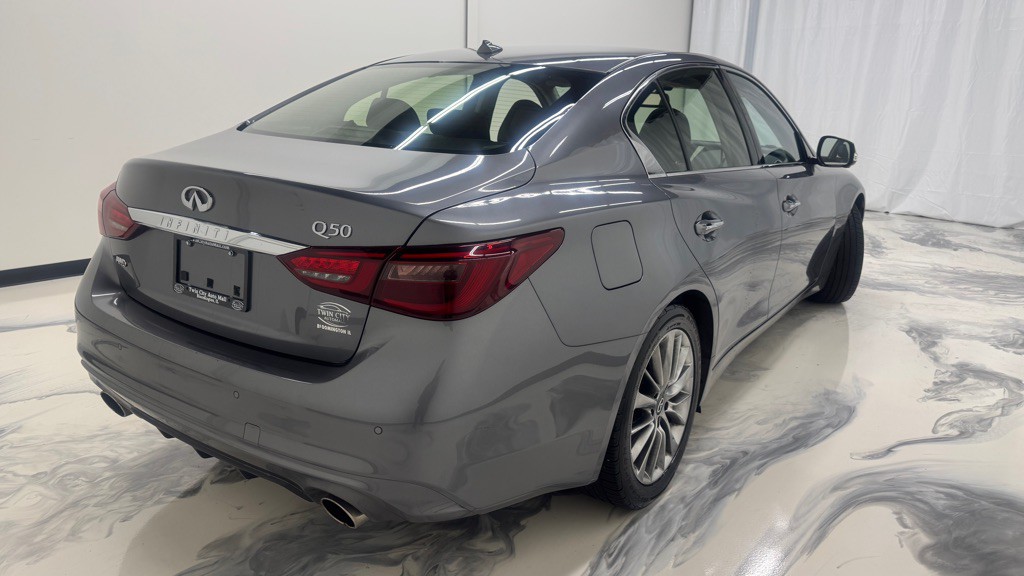 2021 INFINITI Q50 Image 9