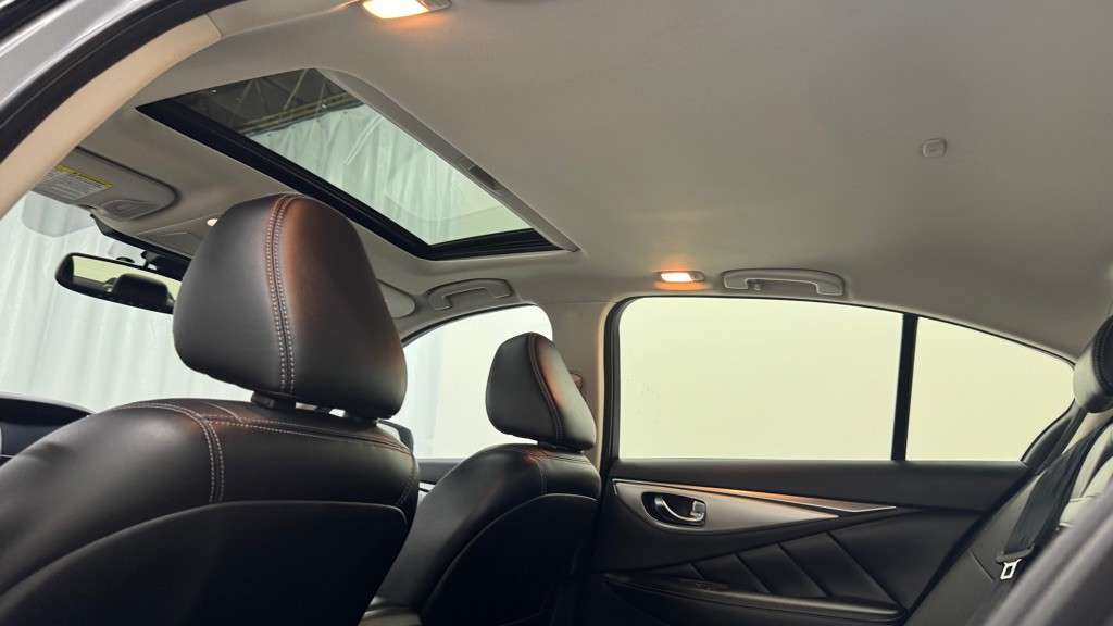 2021 INFINITI Q50 Image 24