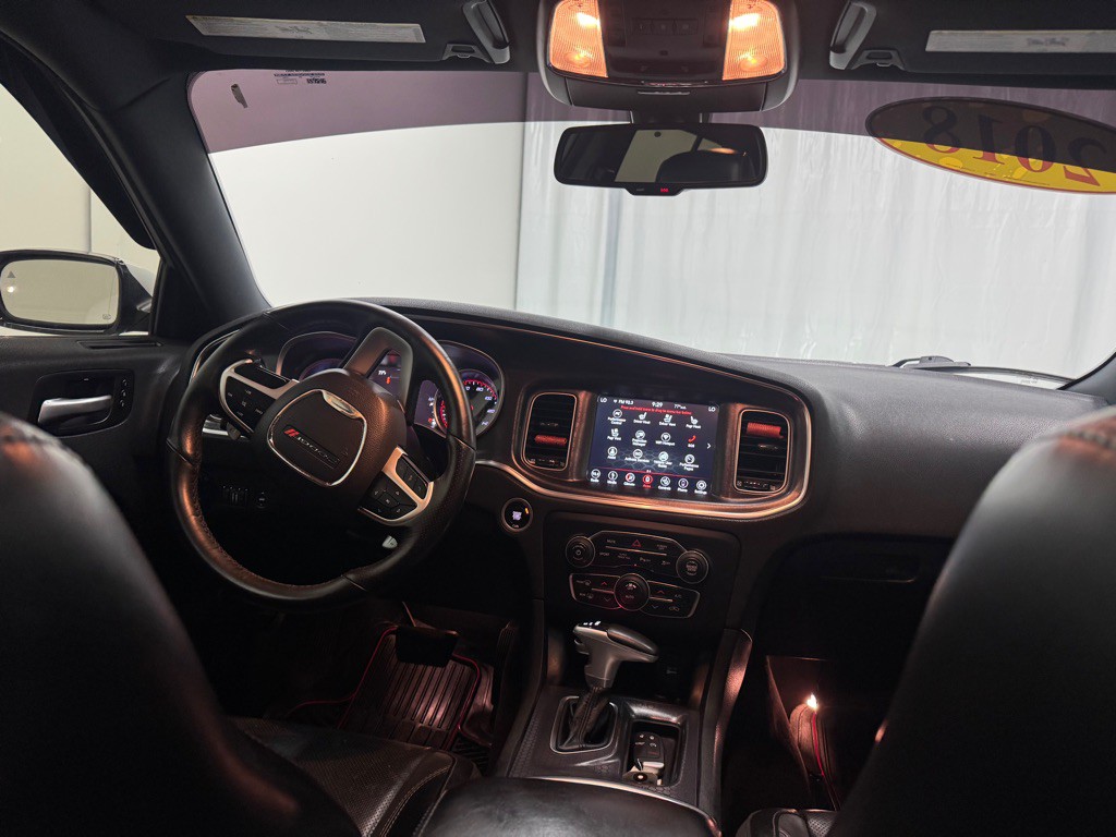 2018 Dodge Charger Image 19