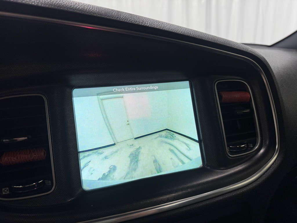 2018 Dodge Charger Image 31