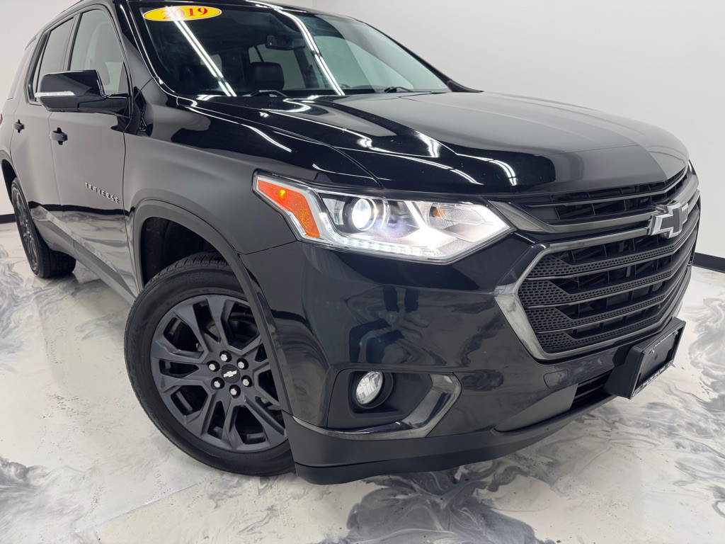 2019 Chevrolet Traverse Image 2