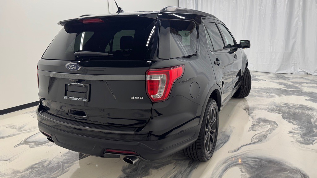 2018 Ford Explorer Image 9
