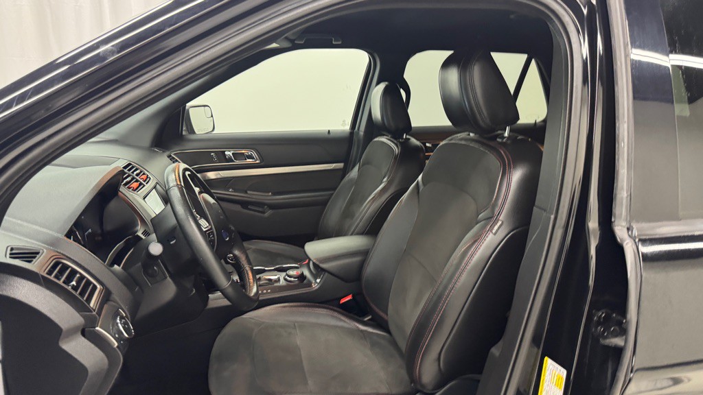 2018 Ford Explorer Image 15