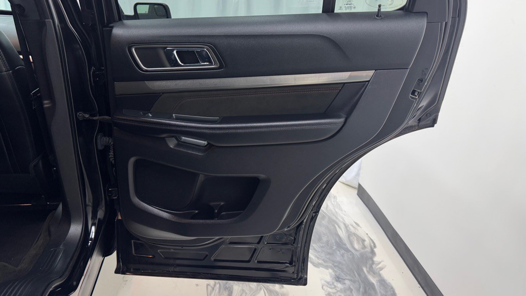 2018 Ford Explorer Image 23