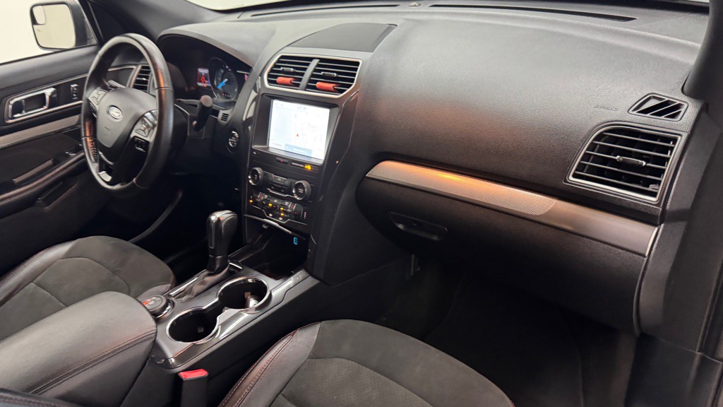 2018 Ford Explorer Image 27