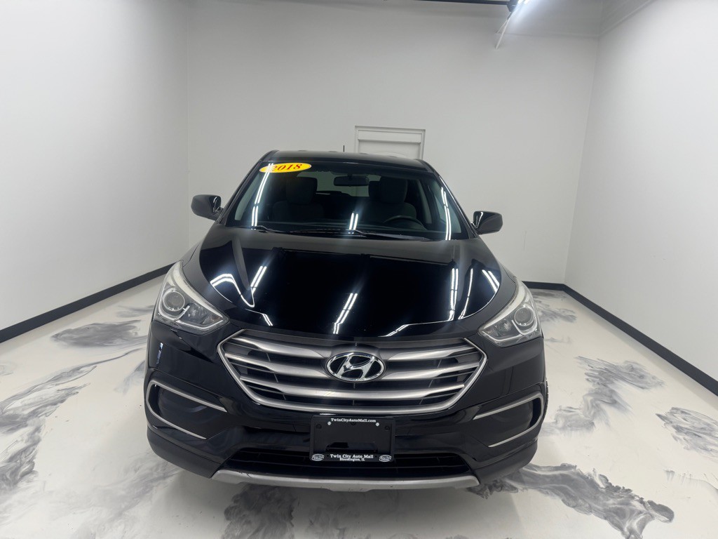 2018 Hyundai Santa Fe Image 2
