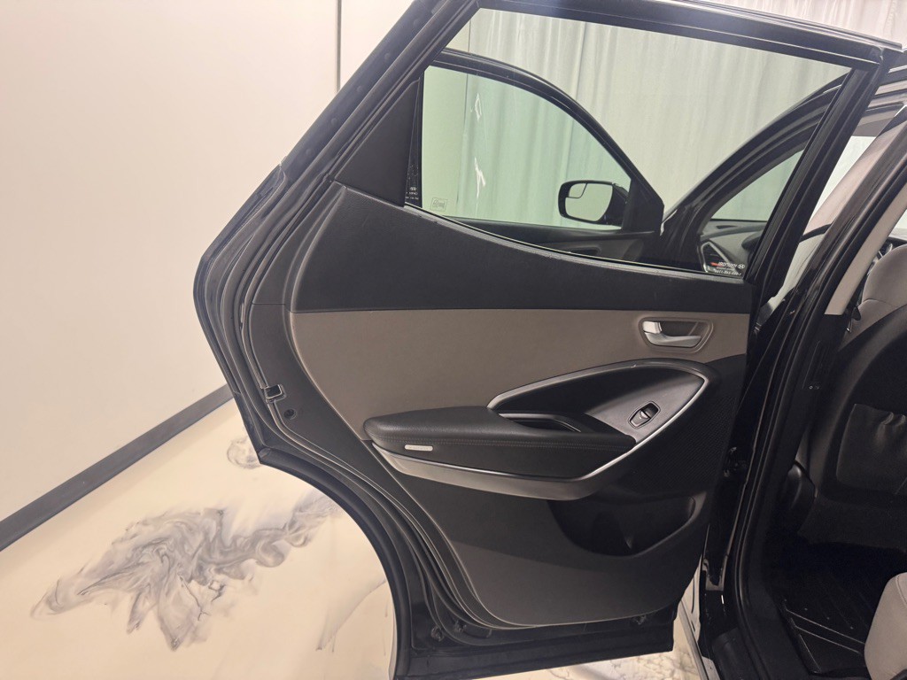 2018 Hyundai Santa Fe Image 19