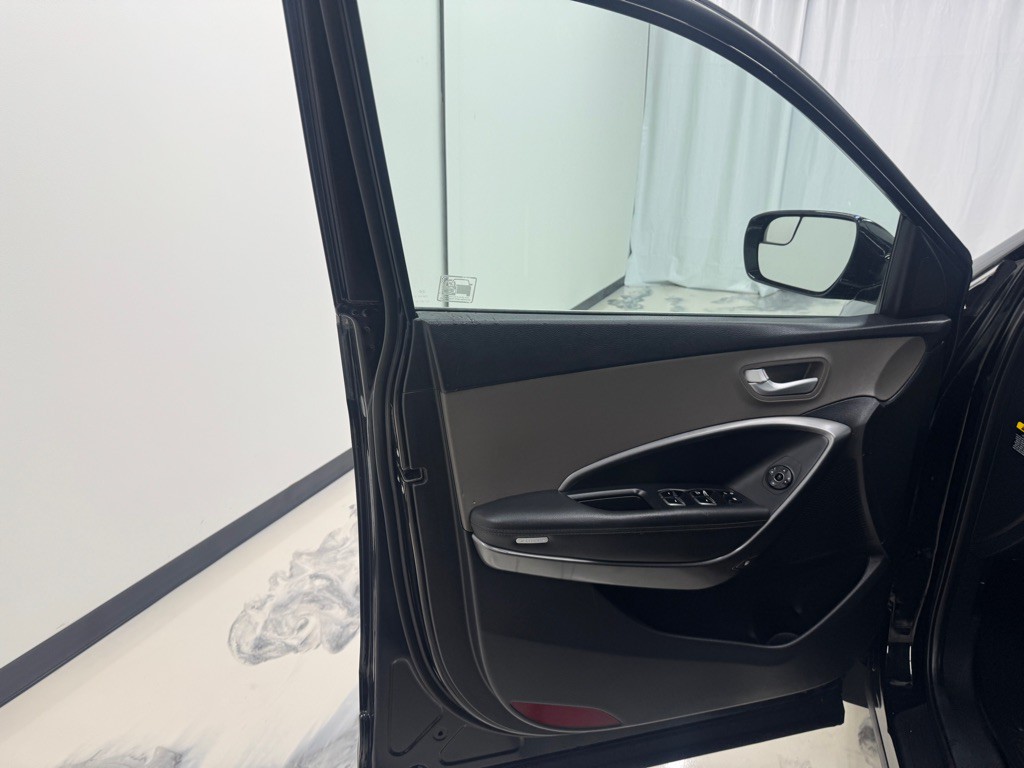 2018 Hyundai Santa Fe Image 20