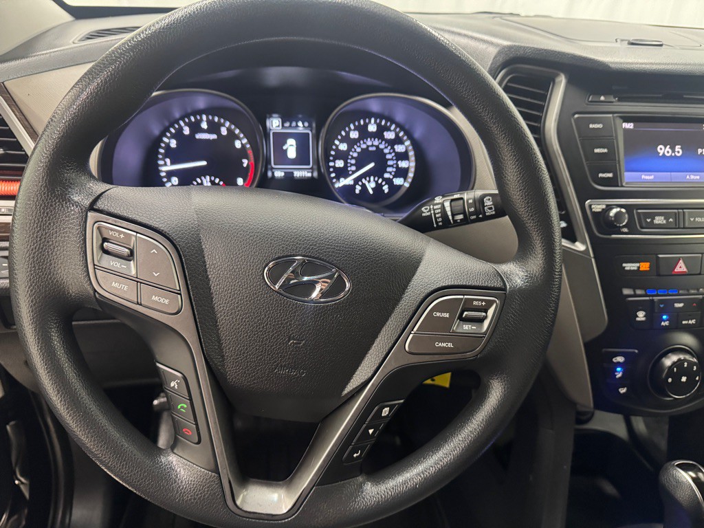 2018 Hyundai Santa Fe Image 23