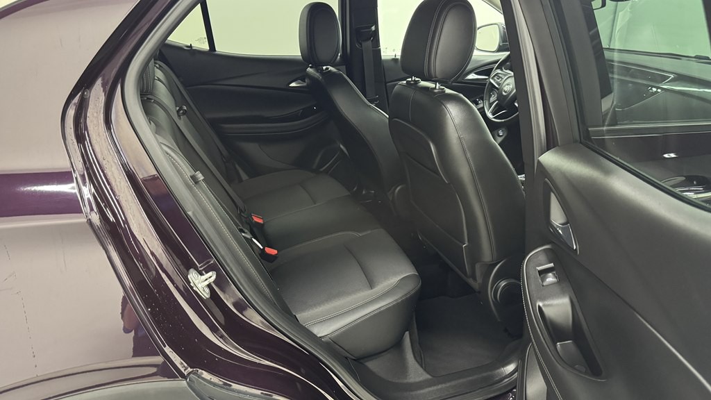 2021 Buick Enclave Image 24