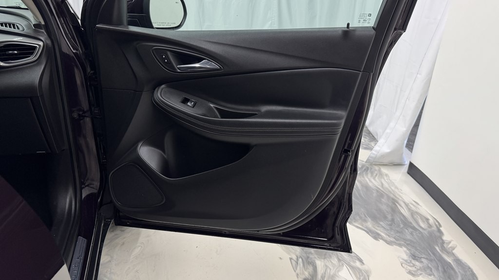 2021 Buick Enclave Image 25