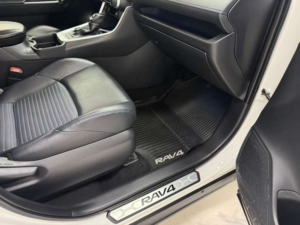 2019 Toyota Rav4 Image 12