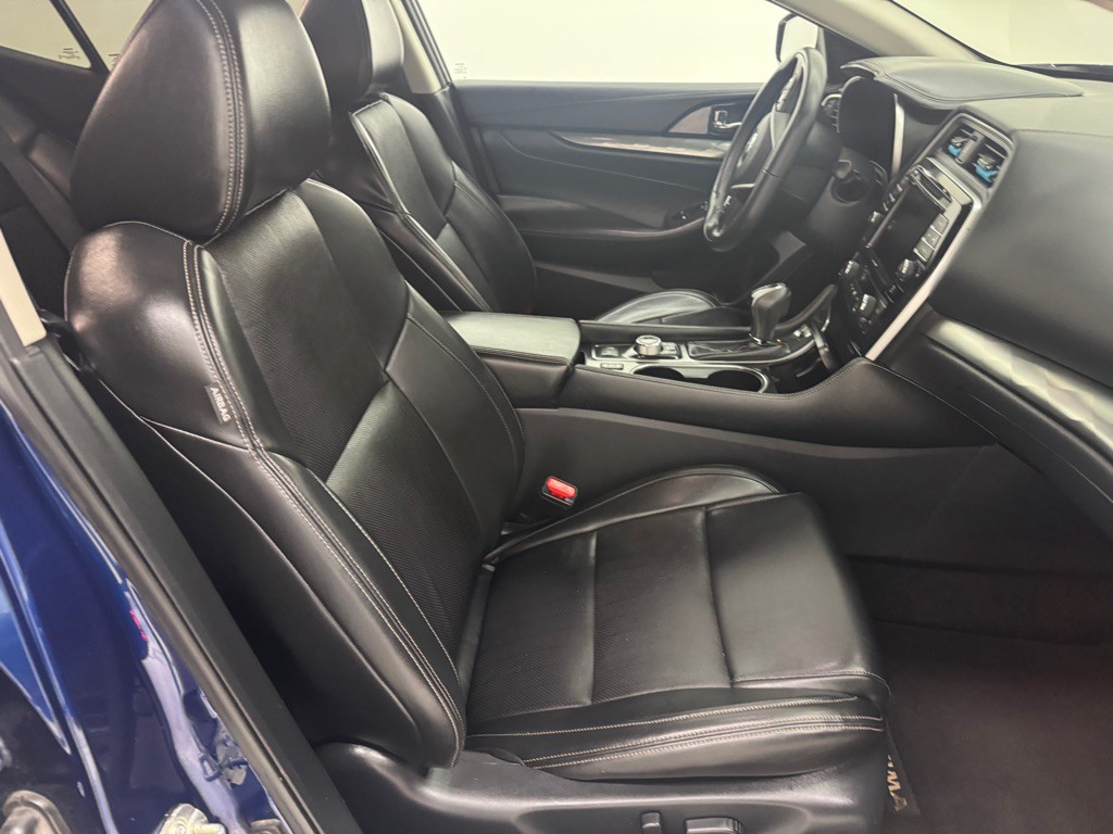 2020 Nissan Maxima Image 16