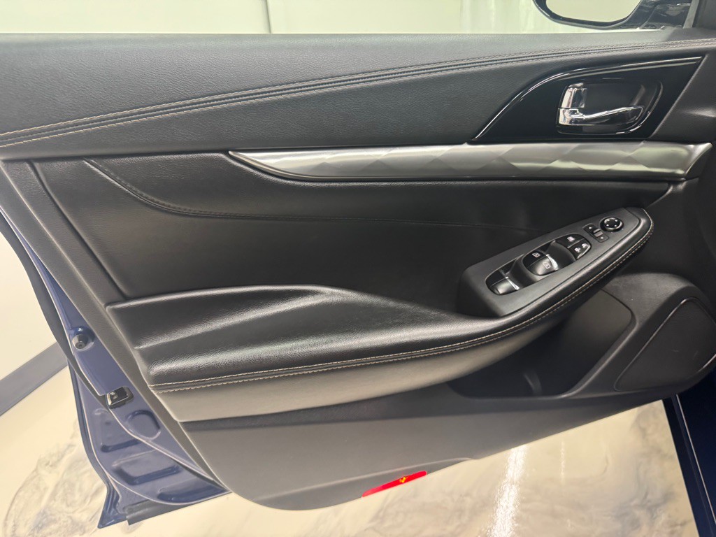 2020 Nissan Maxima Image 22