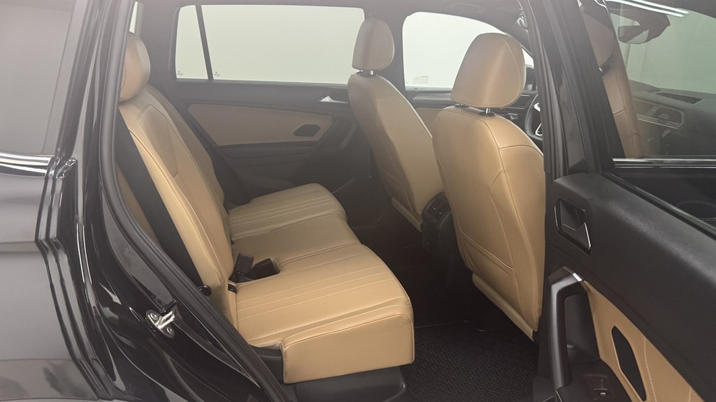 2022 Volkswagen Tiguan Image 25