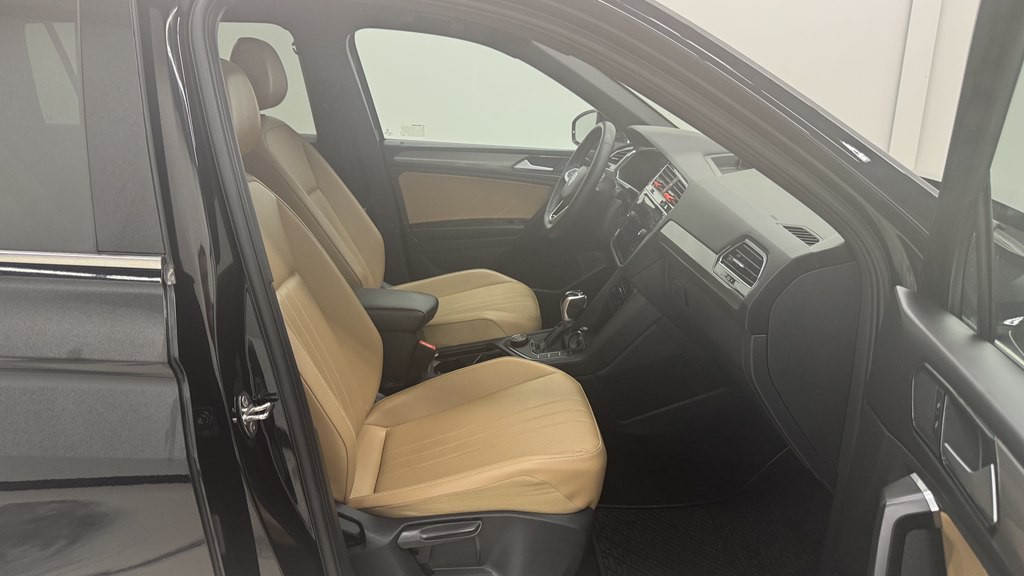 2022 Volkswagen Tiguan Image 28