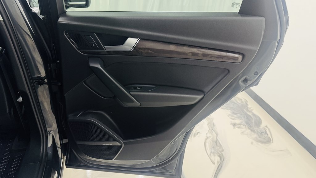 2018 Audi Q5 Image 26