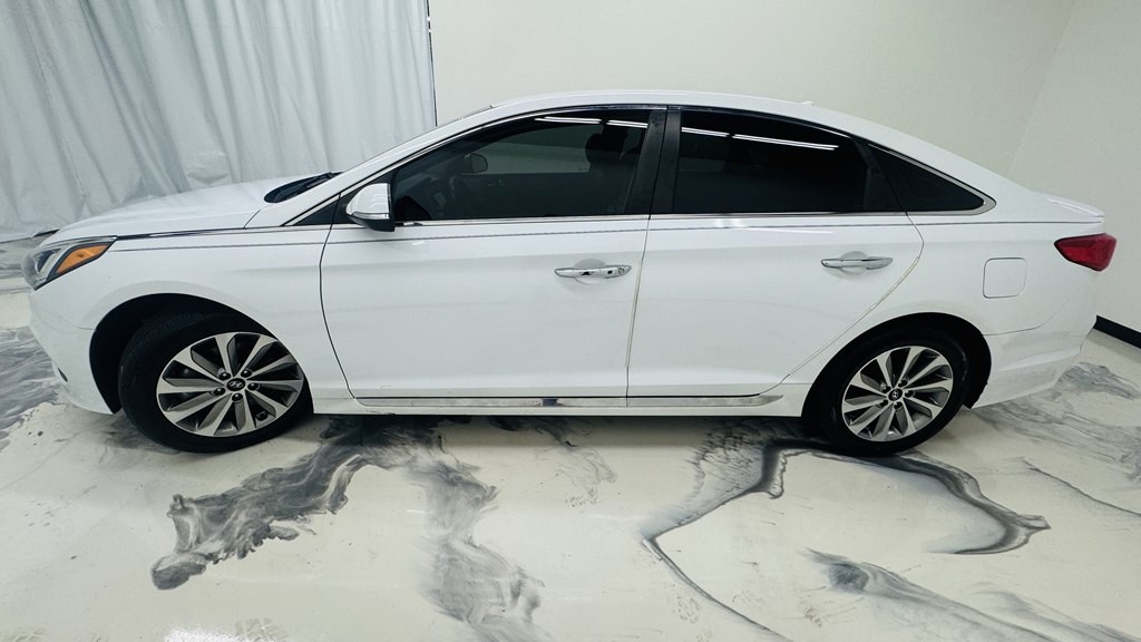2016 Hyundai Sonata Image 5