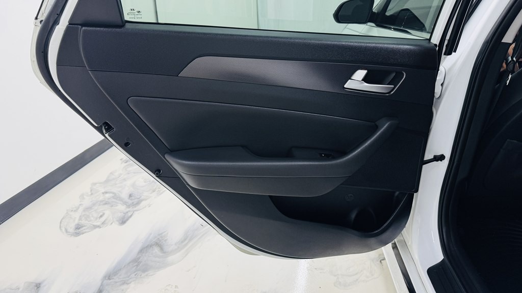 2016 Hyundai Sonata Image 20
